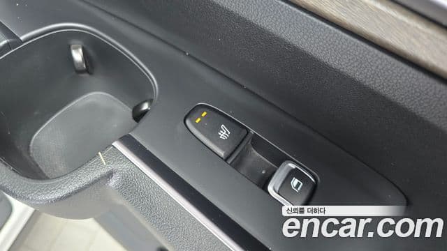 Kia Sorento 2022 — фото 18 из 20