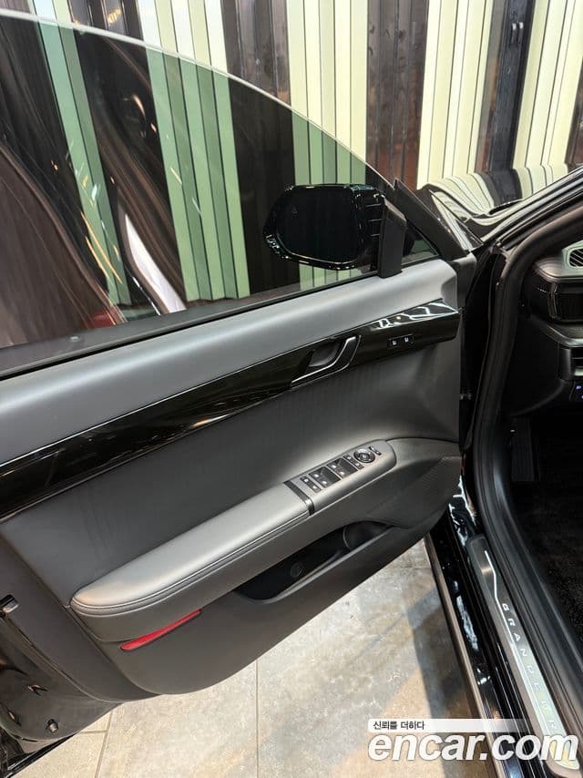Hyundai Grandeur 2025 — ფოტო 13/20