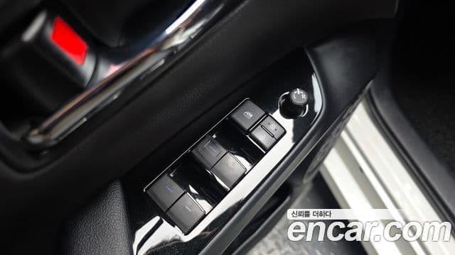 Toyota Prius 2019 — Şəkil 20/20