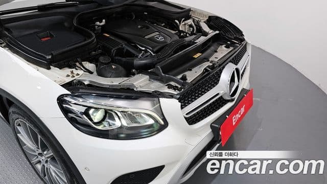 Mercedes-Benz GLC-Class 2019 — Şəkil 5/20