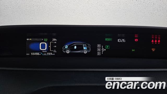 Toyota Prius 2018 — Photo 12/20