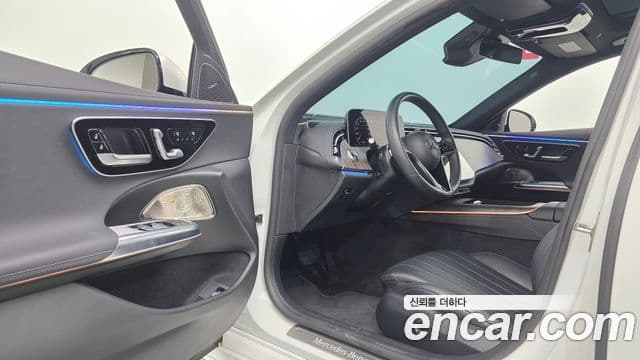 Mercedes-Benz E-Class 2024 — ფოტო 4/32