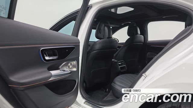 Mercedes-Benz E-Class 2024 — ფოტო 9/32