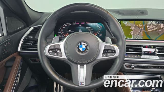 BMW X6 2022 — ფოტო 13/20