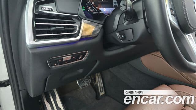 BMW X6 2022 — ფოტო 18/20