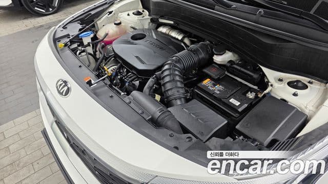 Kia Seltos 2021 — ფოტო 6/20