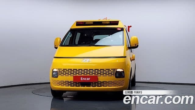 Hyundai Staria 2022 — Фото 3/20