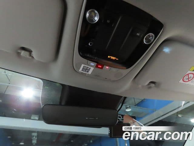 Kia Seltos 2023 — ფოტო 15/20
