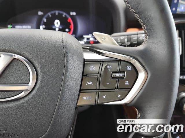 Lexus LX 2025 — Şəkil 12/20