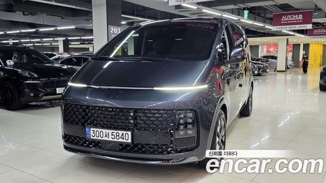 Hyundai Staria 2024 — Şəkil 2/20