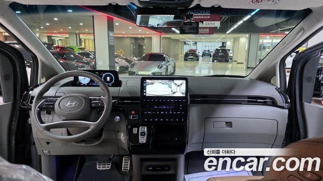 Hyundai Staria 2024 — Şəkil 15/20