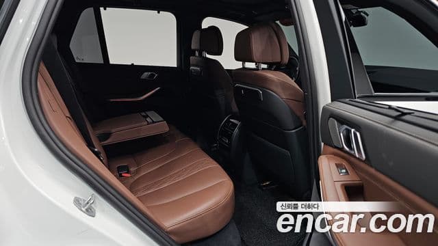 BMW X5 2025 — фото 11 из 20
