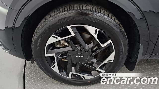 Kia Sportage 2023 — Şəkil 5/20