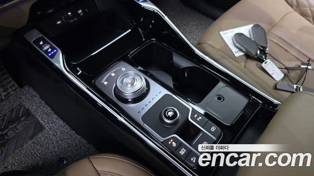 Kia Sorento 2024 — Фото 9/20