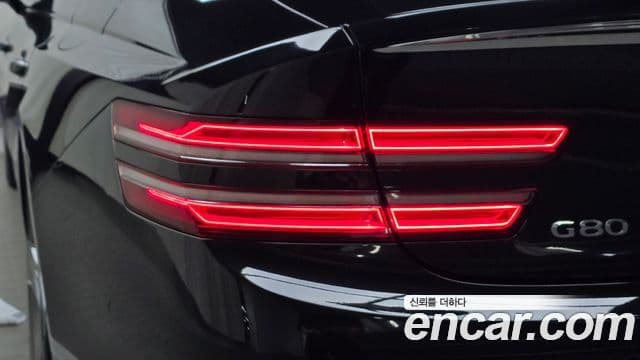 Genesis G80 2021 — Photo 6/33