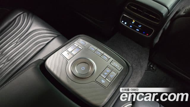 Genesis G80 2021 — Photo 26/33