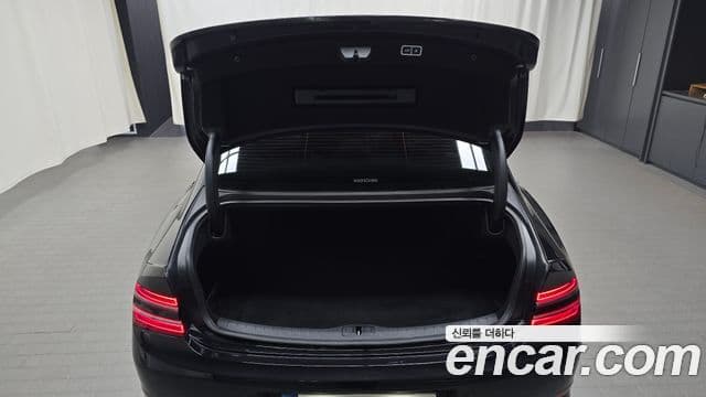 Genesis G80 2021 — Photo 20/33
