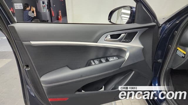 Genesis G70 2018 — Şəkil 27/36