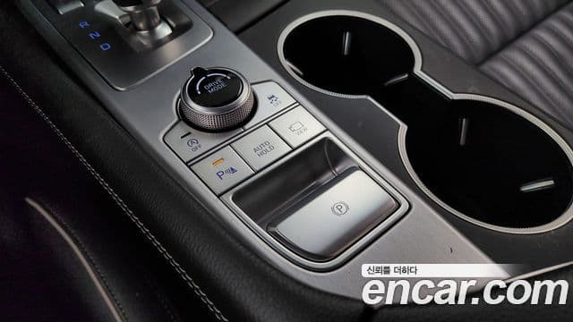 Genesis G70 2018 — Şəkil 34/36