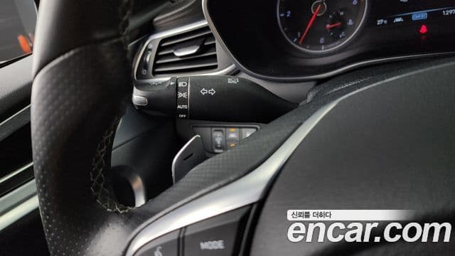 Genesis G70 2018 — Şəkil 16/36