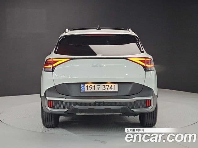Kia Sportage 2021 — ფოტო 2/19