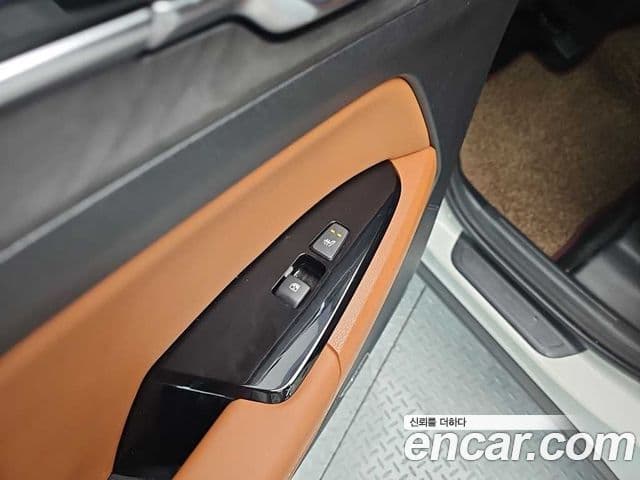 Kia Sportage 2021 — ფოტო 13/19