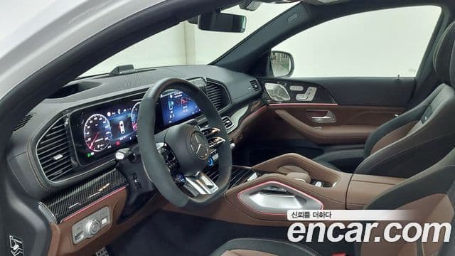 Mercedes-Benz GLE-Class 2025 — Фото 13/17