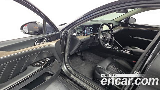 Kia K5 2022 — фото 11 из 20