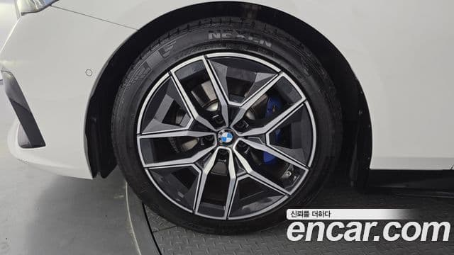 BMW 5 Series 2024 — фото 5 из 20