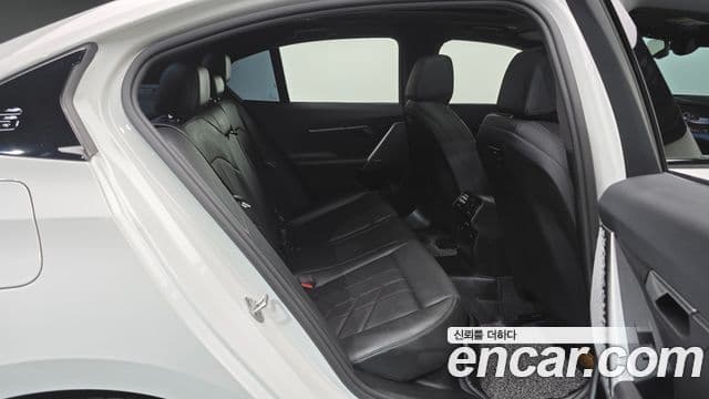 BMW 5 Series 2024 — фото 11 из 20