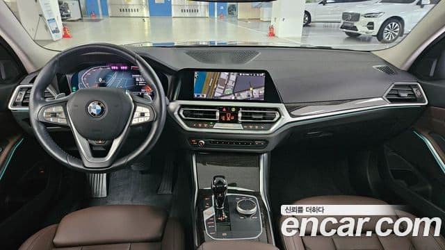 BMW 3 Series 2022 — Şəkil 9/20