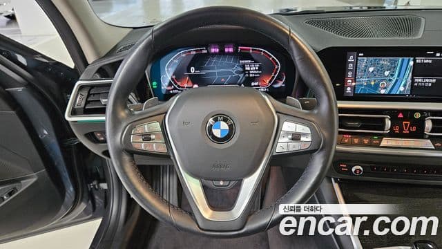 BMW 3 Series 2022 — Şəkil 16/20