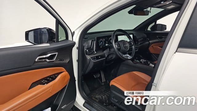 Kia Sportage 2023 — Фото 8/20