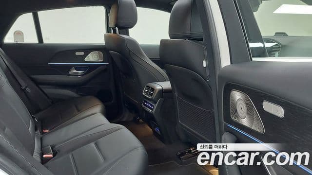 Mercedes-Benz GLE-Class 2025 — ფოტო 9/17
