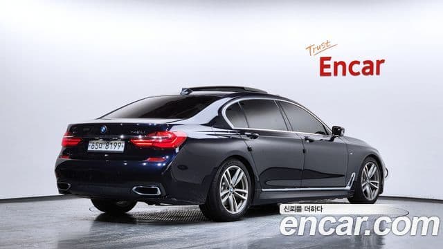 BMW 7 Series 2018 — Фото 2/20