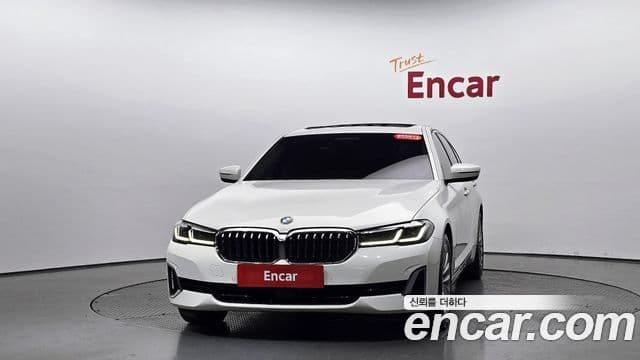 BMW 5 Series 2022 — Şəkil 3/20