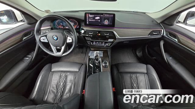 BMW 5 Series 2022 — Şəkil 7/20