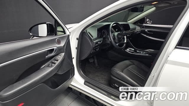 Hyundai Sonata 2021 — ფოტო 10/20