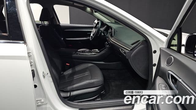 Hyundai Sonata Hybrid 2021 — ფოტო 33/36