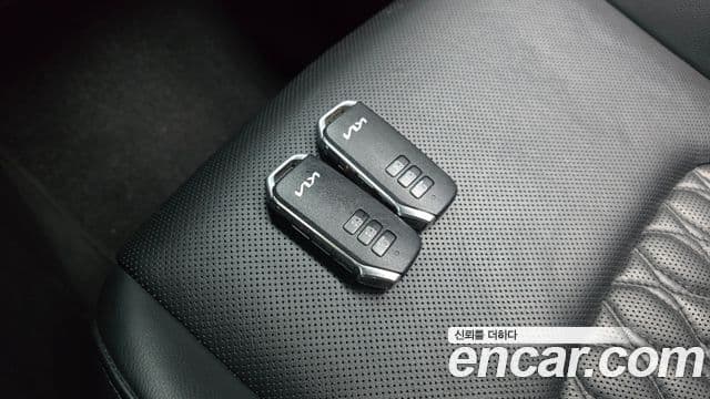 Kia Sportage 2022 — фото 18 из 20