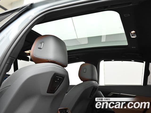 BMW 5 Series 2024 — Photo 4/19