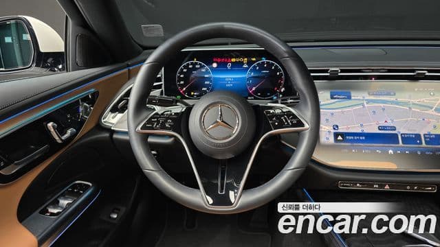 Mercedes-Benz E-Class 2024 — ფოტო 12/20