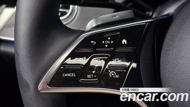 Mercedes-Benz E-Class 2024 — ფოტო 14/20