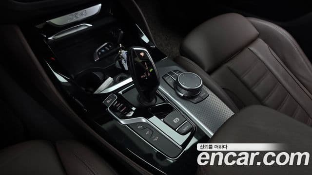 BMW X4 2020 — Şəkil 9/20