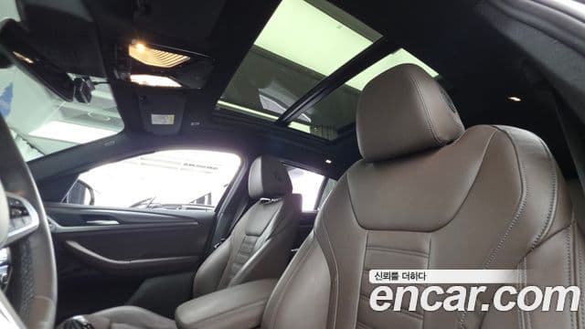BMW X4 2020 — Şəkil 18/20