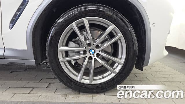 BMW X4 2020 — Şəkil 8/33