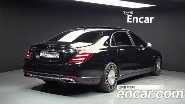 Mercedes-Benz S-Class 2019 — Фото 2/20