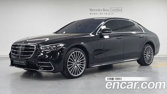 Mercedes-Benz S-Class 2025 — Photo 4/17