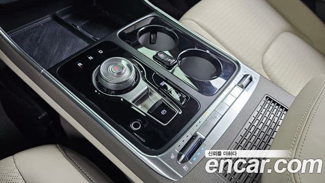 Kia Carnival 2024 — ფოტო 9/20