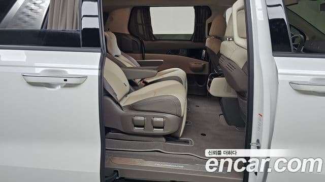 Kia Carnival 2024 — ფოტო 11/20